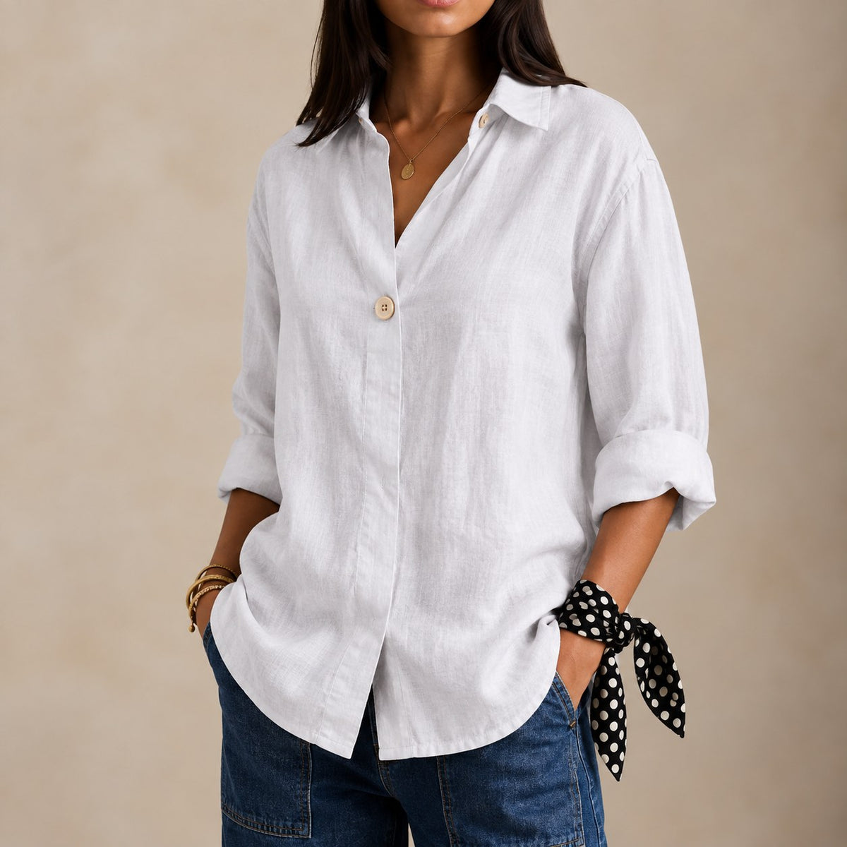 Salome — Linen Blouse for Women with V Neck and Collar (2)
